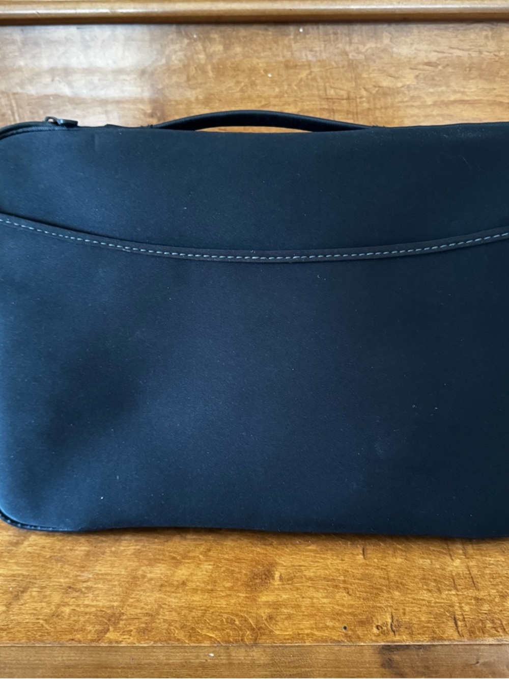 Unisex Black Laptop Briefcase Bag - Sleek Professional Carry 16”